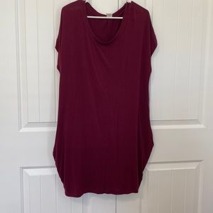 Maroon t shirt dress with pockets size Large